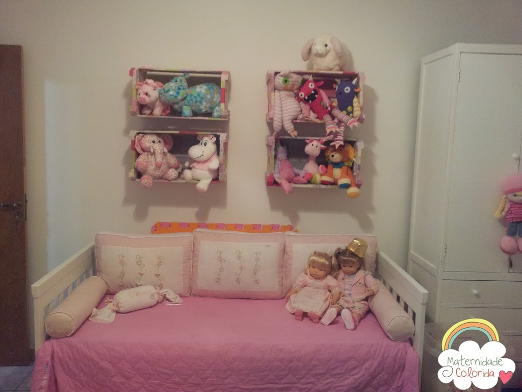 Quarto De Menina Decora O Patchwork De Adesivos Maternidade ~ Decoração De Quarto De Bebe Simples Com Papel De Parede Quarto De Menina Decora O Patchwork De Adesivos Maternidade ~ Decoração De Quarto De Bebe Simples Com Papel De Parede